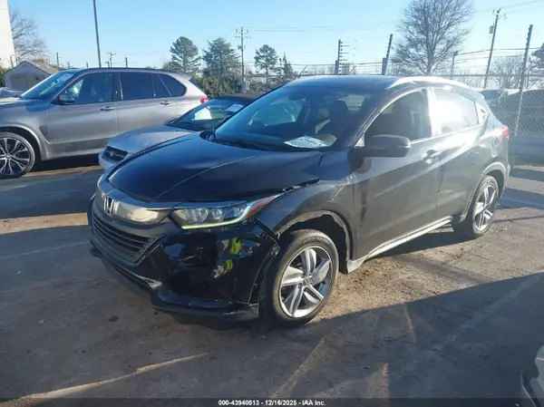 3CZRU5H72KM717651 2019 HONDA HR-V - Image 2