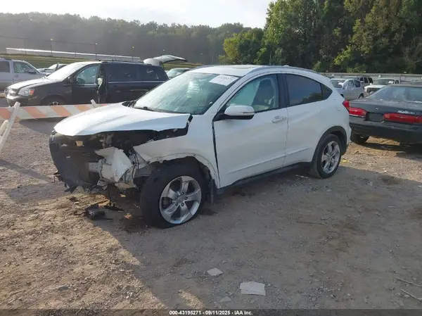 3CZRU5H73GM723076 2016 HONDA HR-V - Image 2
