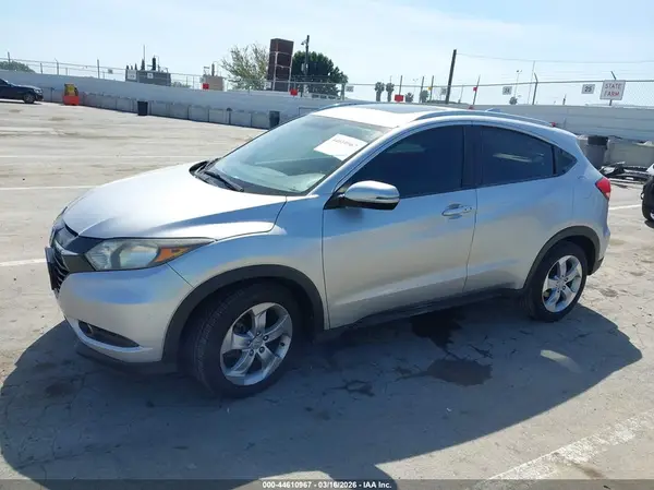 3CZRU5H73GM746390 2016 HONDA HR-V - Image 2