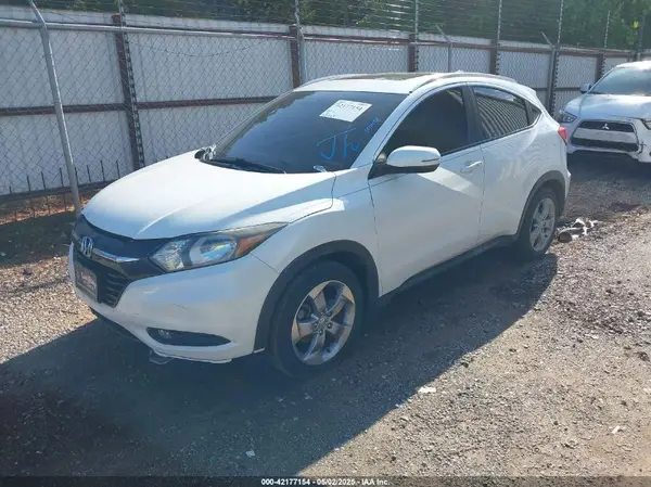 3CZRU5H73GM747703 2016 HONDA HR-V - Image 2