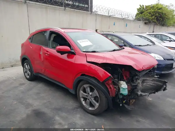 3CZRU5H73HM712452 2017 HONDA HR-V - Image 1
