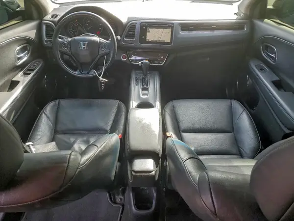 3CZRU5H73HM715111 2017 HONDA HR-V - Image 8
