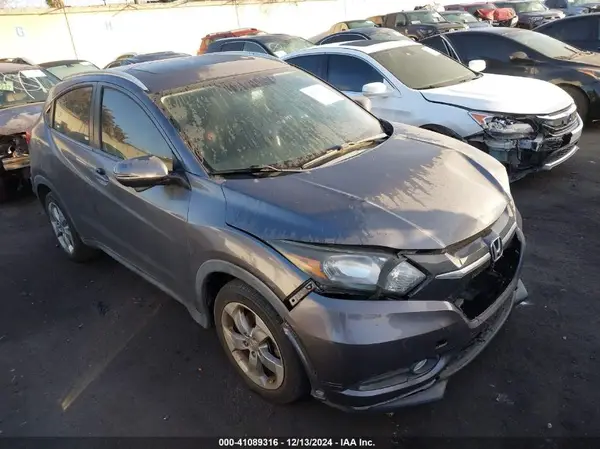 3CZRU5H73HM723158 2017 HONDA HR-V - Image 1