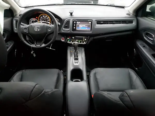 3CZRU5H73HM723841 2017 HONDA HR-V - Image 8