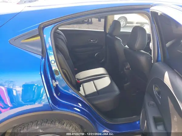 3CZRU5H73JM701912 2018 HONDA HR-V - Image 8