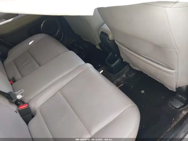 3CZRU5H73JM702946 2018 HONDA HR-V - Image 8