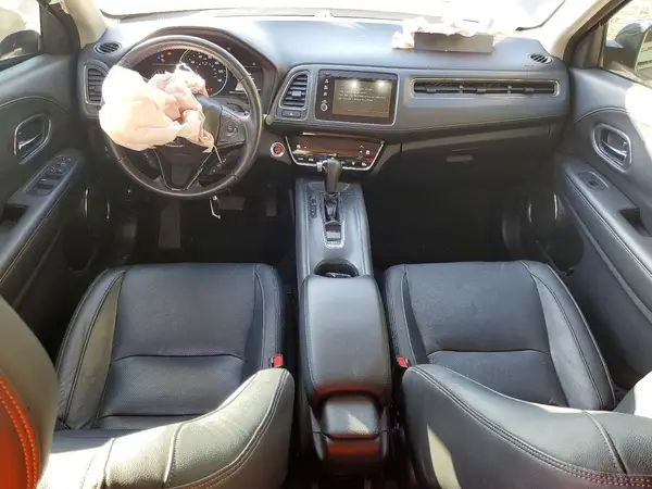 3CZRU5H73KM710823 2019 HONDA HR-V - Image 8