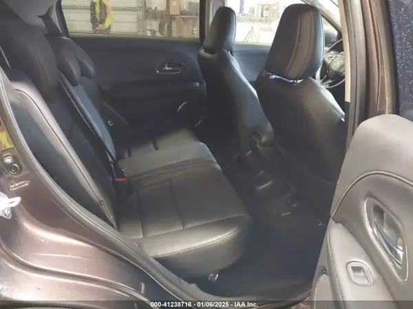 3CZRU5H73NM736388 2022 HONDA HR-V - Image 8