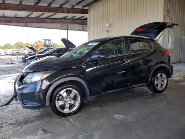 3CZRU5H74HM704893 2017 HONDA HR-V - Image 1
