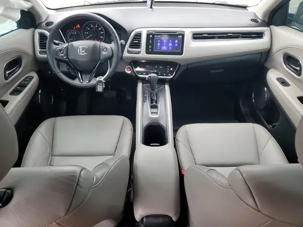 3CZRU5H74HM717420 2017 HONDA HR-V - Image 8