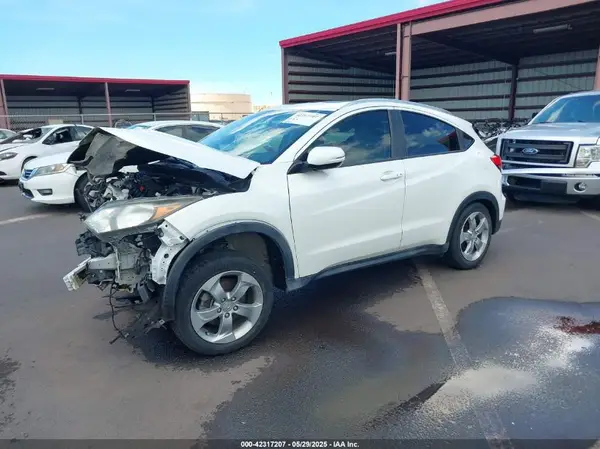 3CZRU5H74HM726134 2017 HONDA HR-V - Image 2