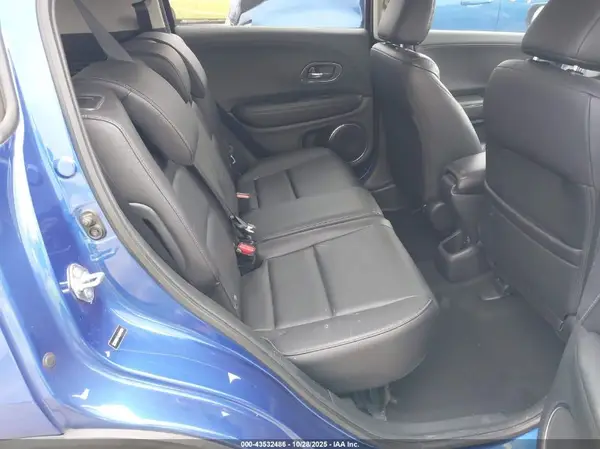 3CZRU5H74JM701904 2018 HONDA HR-V - Image 8