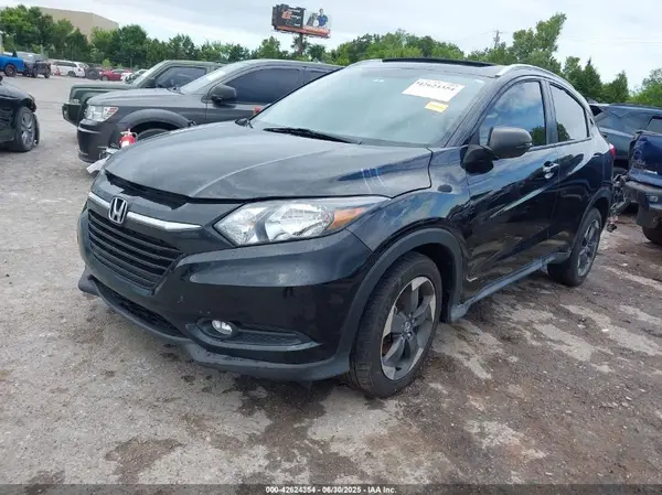 3CZRU5H74JM709890 2018 HONDA HR-V - Image 2