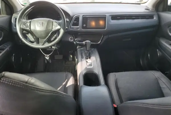 3CZRU5H74KM712564 2019 HONDA HR-V - Image 8