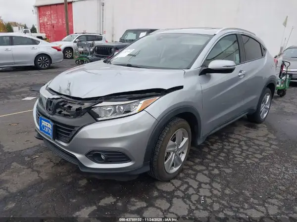 3CZRU5H74KM722348 2019 HONDA HR-V - Image 2