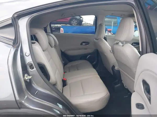 3CZRU5H74KM730076 2019 HONDA HR-V - Image 8