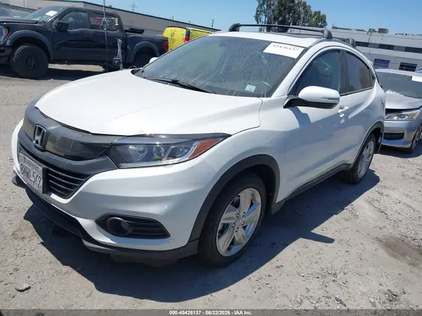 3CZRU5H74LM700545 2020 HONDA HR-V - Image 2