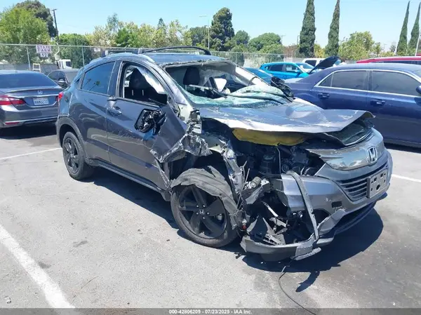 3CZRU5H74LM717877 2020 HONDA HR-V - Image 1