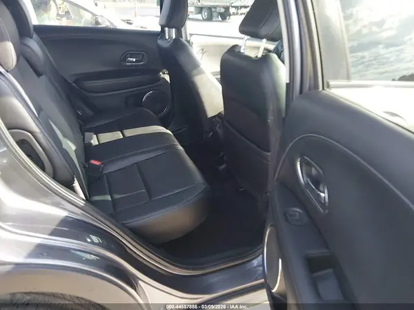 3CZRU5H74MM704631 2021 HONDA HR-V - Image 8