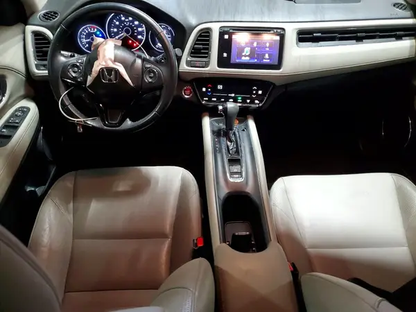 3CZRU5H75GM711768 2016 HONDA HR-V - Image 8