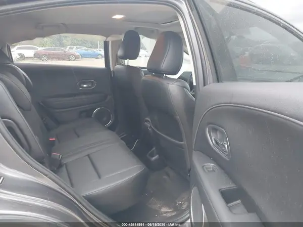 3CZRU5H75GM717635 2016 HONDA HR-V - Image 8