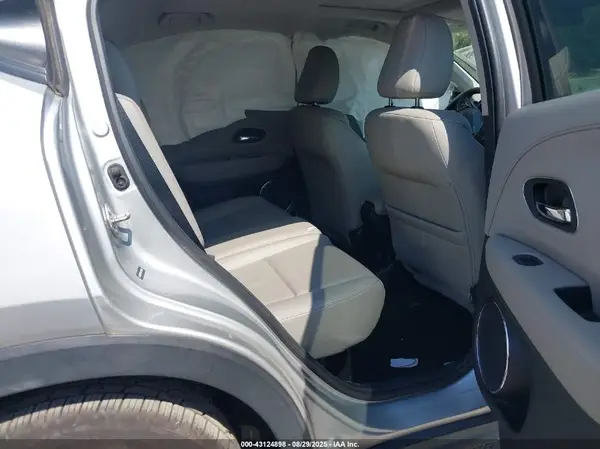 3CZRU5H75GM725489 2016 HONDA HR-V - Image 8