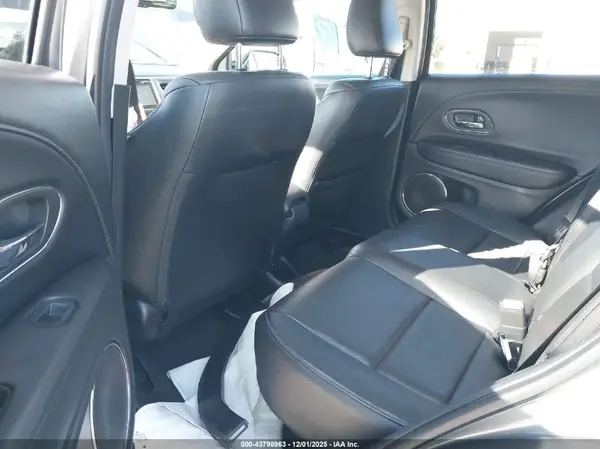 3CZRU5H75GM728442 2016 HONDA HR-V - Image 8