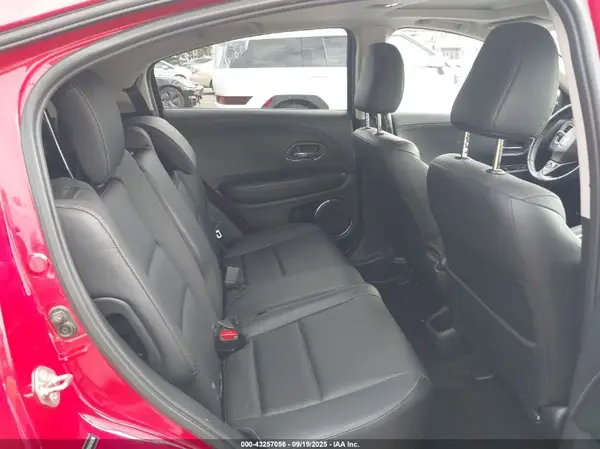 3CZRU5H75GM738890 2016 HONDA HR-V - Image 8