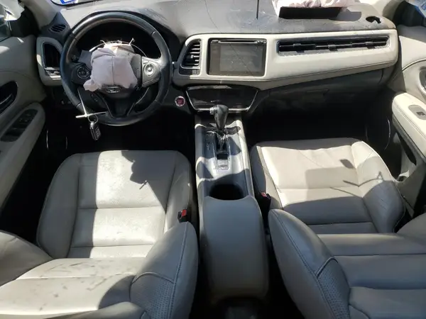 3CZRU5H75HM709973 2017 HONDA HR-V - Image 8
