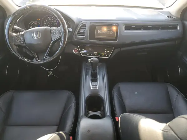 3CZRU5H75HM719872 2017 HONDA HR-V - Image 8
