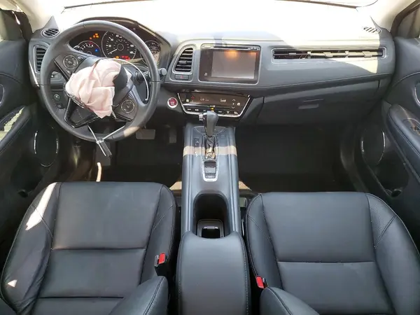 3CZRU5H75HM723274 2017 HONDA HR-V - Image 8