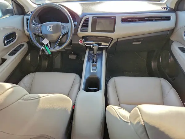 3CZRU5H75JM701149 2018 HONDA HR-V - Image 8