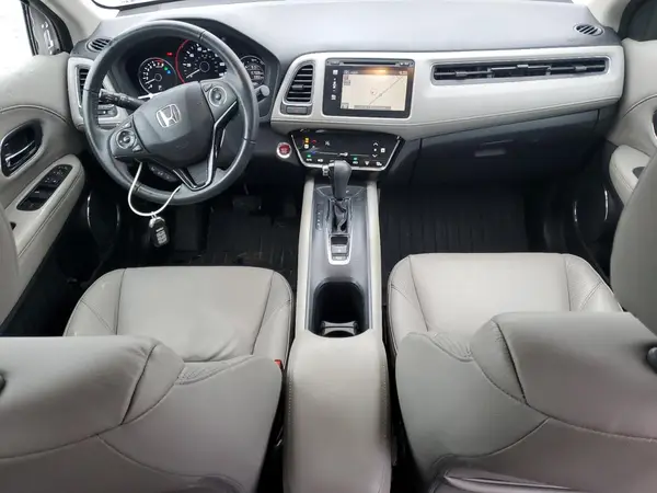 3CZRU5H75JM701247 2018 HONDA HR-V - Image 8