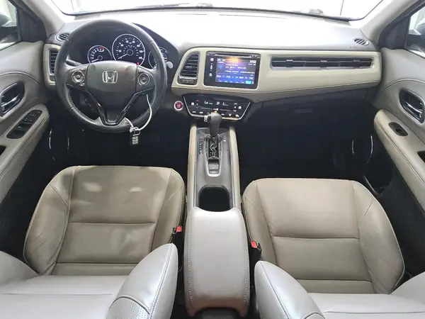 3CZRU5H75JM702916 2018 HONDA HR-V - Image 8