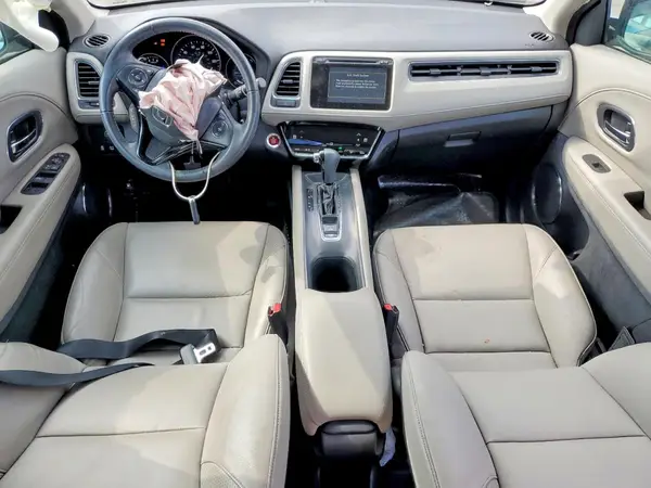 3CZRU5H75JM702964 2018 HONDA HR-V - Image 8