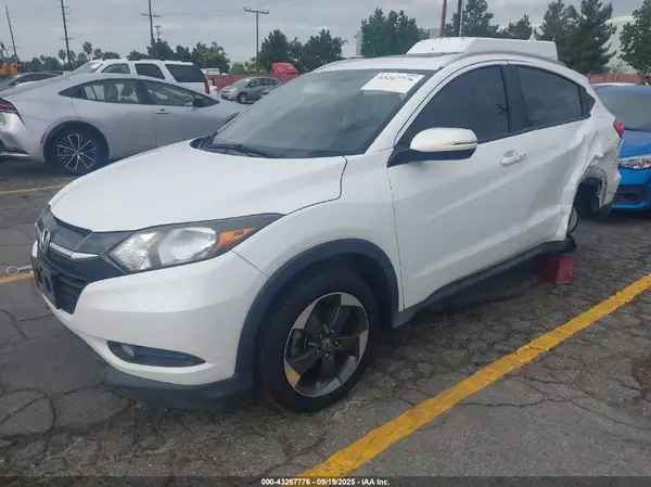 3CZRU5H75JM711244 2018 HONDA HR-V - Image 2