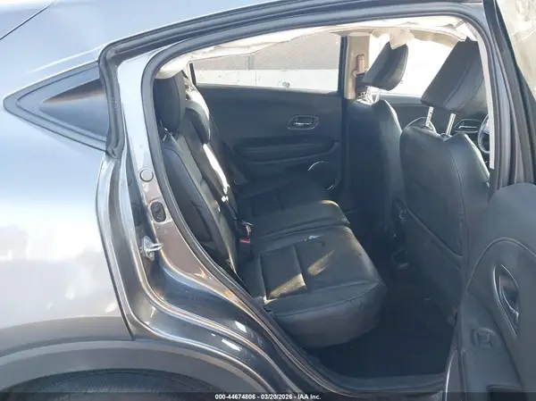3CZRU5H75MM704685 2021 HONDA HR-V - Image 8