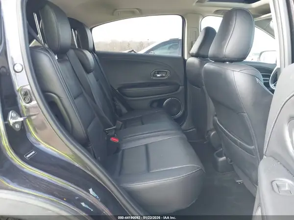 3CZRU5H76GM736582 2016 HONDA HR-V - Image 8