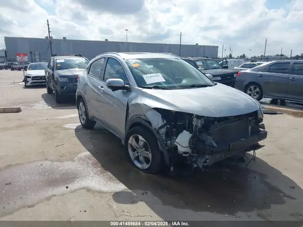 3CZRU5H76HM709044 2017 HONDA HR-V - Image 1