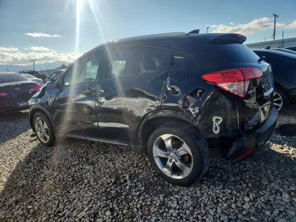 3CZRU5H76HM716656 2017 HONDA HR-V - Image 2
