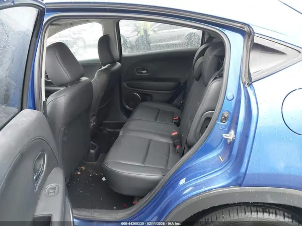 3CZRU5H76JM702116 2018 HONDA HR-V - Image 8