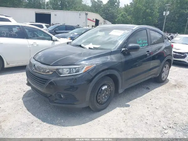 3CZRU5H76KM717653 2019 HONDA HR-V - Image 2