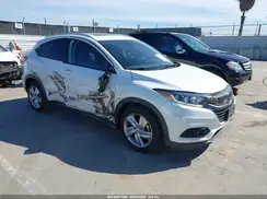 3CZRU5H76KM720147 2019 HONDA HR-V