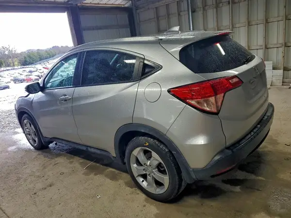 3CZRU5H77GM745159 2016 HONDA HR-V - Image 2