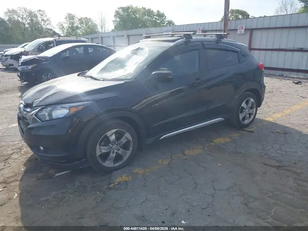 3CZRU5H77GM750068 2016 HONDA HR-V - Image 2