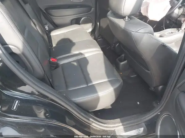 3CZRU5H77GM750068 2016 HONDA HR-V - Image 8