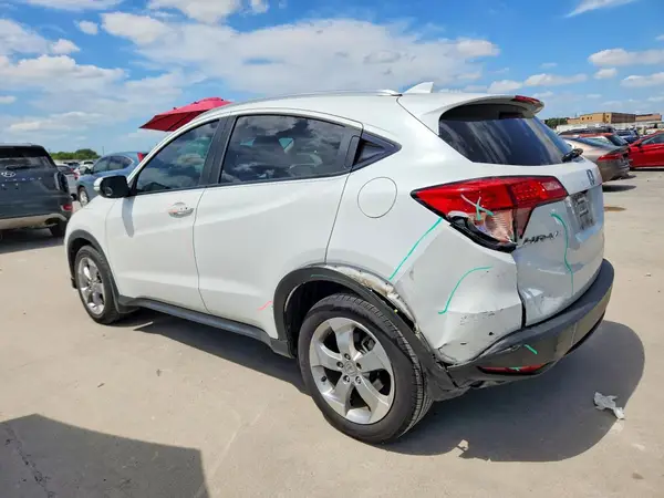 3CZRU5H77HM707562 2017 HONDA HR-V - Image 2