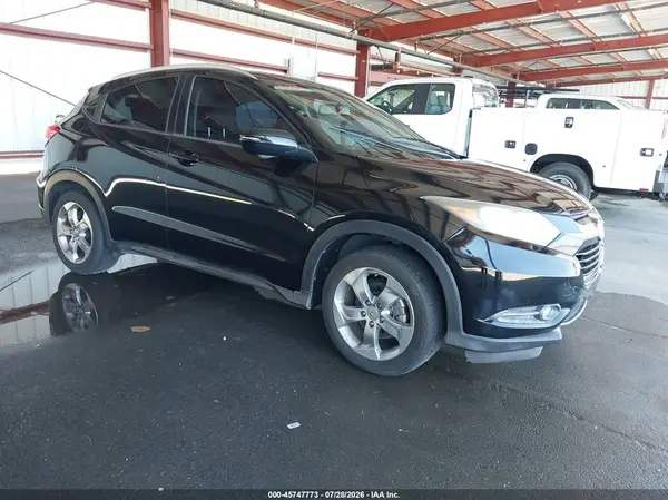 3CZRU5H77HM709098 2017 HONDA HR-V - Image 1
