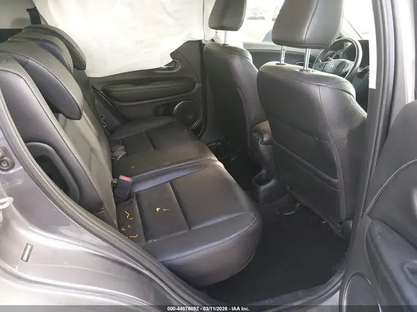 3CZRU5H77HM711627 2017 HONDA HR-V - Image 8
