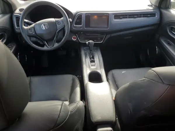 3CZRU5H77HM719873 2017 HONDA HR-V - Image 8